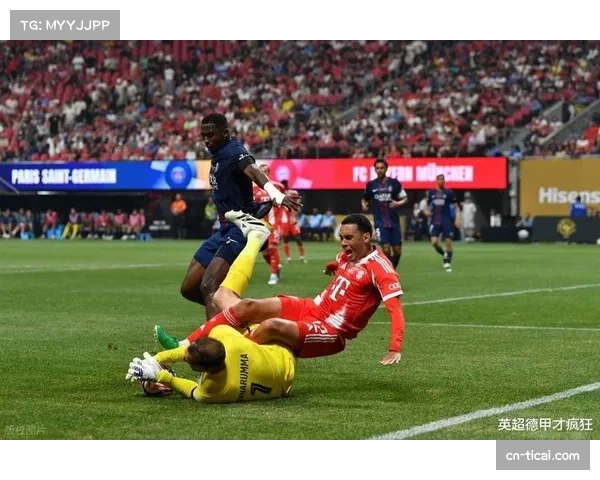 穆西亚拉腓骨骨折缺阵，拜仁季前备战受影响